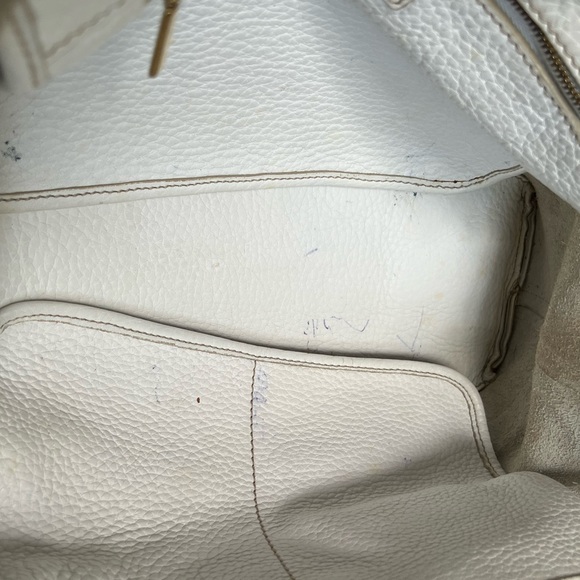 Dolce & Gabbana White Shoulder Bag with Gold Accents - Picture 9 of 16